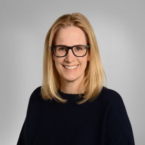 Schnueriger_Schreinerei_Innenausbau-Team-Jacqueline-Kälin_Schnüriger_neu